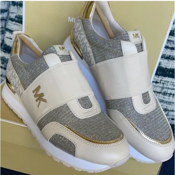 Michael Kors Teddi Trainer Glitter Chain Mesh White Rainbow WMNS - Picture 10 of 16